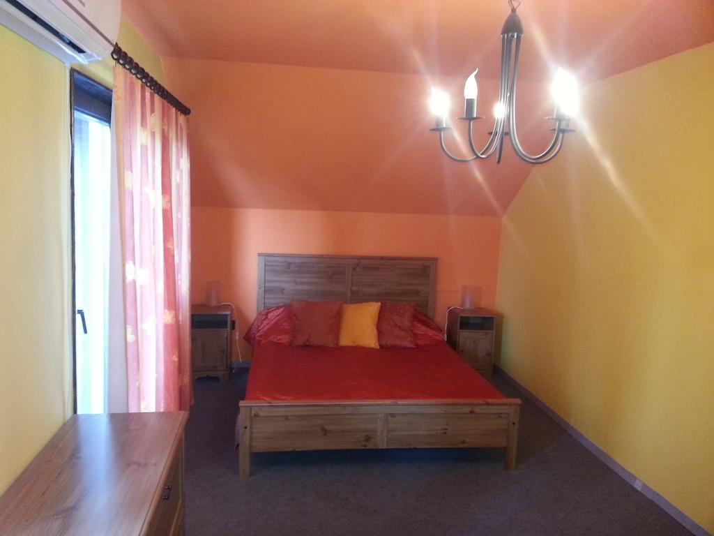 발라톤엘 Nador Apartman 아파트 객실 사진